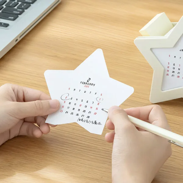 Star-Shaped Calendar 3-colors Star-Shaped Calendar 3-colors Desktop fun ornaments Multi-function creative desk calendar Office storage pen holder