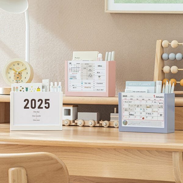 Desk Calendar 4-styles High appearance level pen holder Cute planning desk calendar Plastic pen barrel Desktop storage content