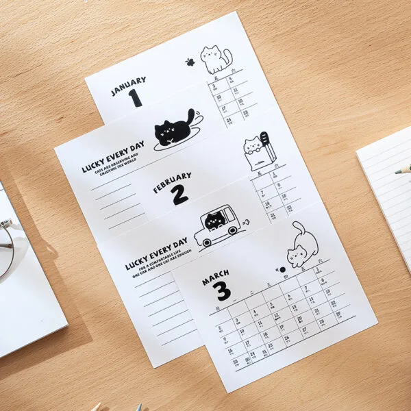 Calendar Pen Holder-360° rotation Large-capacity rotating pen holder Simple graffiti punch card notepad calendar Desktop multi-purpose storage