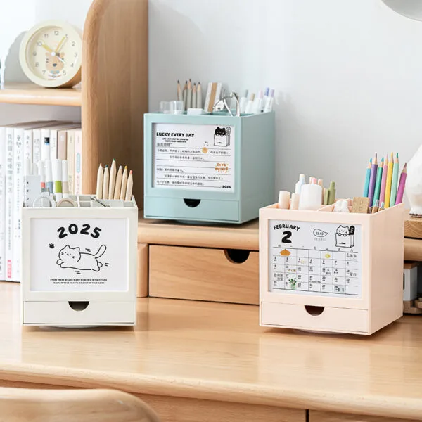 Calendar Pen Holder-360° rotation Large-capacity rotating pen holder Simple graffiti punch card notepad calendar Desktop multi-purpose storage