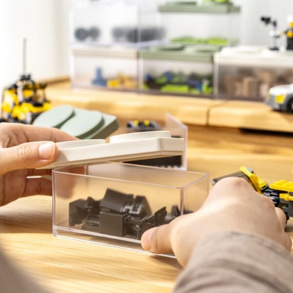 2024-New--Selling Cosmetics Storage Box 2024-New--Selling Cosmetics Storage Box PS Plastic Transparent Visualization Lid Dustproof Stacked Freely