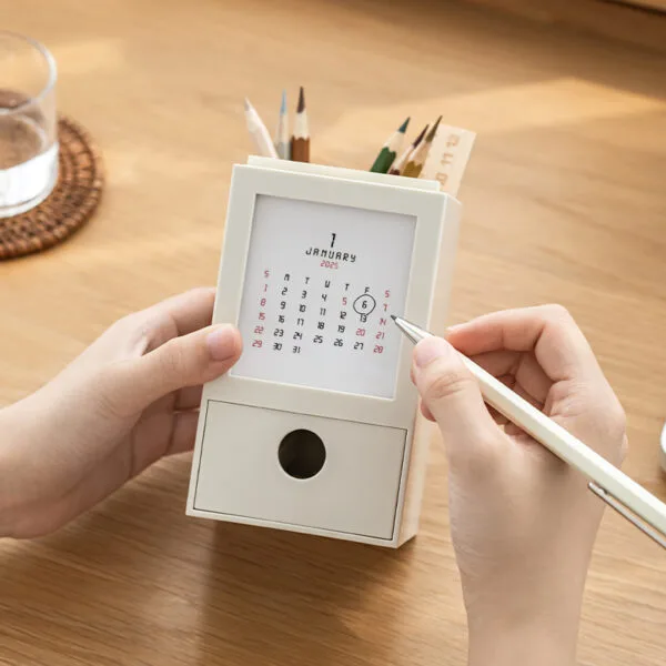4-functions Plastic Calendar 4-functions Plastic Calendar Multi-function pen holder, simple calendar pen bucket, children's office desk creative storage shelf